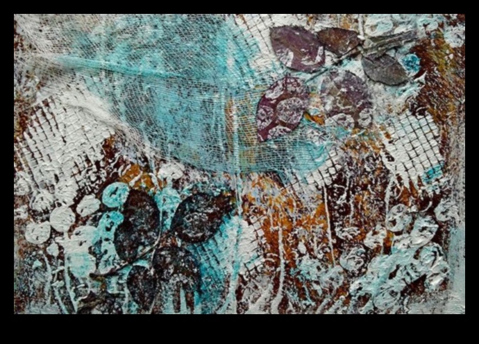 تقنيات صياغة الوسائط المختلطة: الجمع بين المواد الفنية