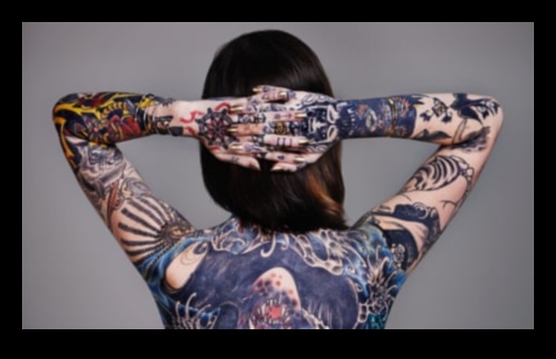 رموز الوشم تكشف المعاني الخفية لفن الجسد 3 الرموز الموشومة: كشف الروايات الرمزية