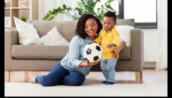 القفزات المبهجة: اللعب النشط من أجل صحة الطفل البدنية