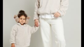 مجموعة Happy Hearts مصنوعة بمحبة من مجموعة الشباب للعائلة العصرية 3 قلوب سعيدة: معدات أطفال مصنوعة بمحبة