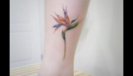 تزدهر الأزهار: تصاميم الوشم المزهرة للتزيين